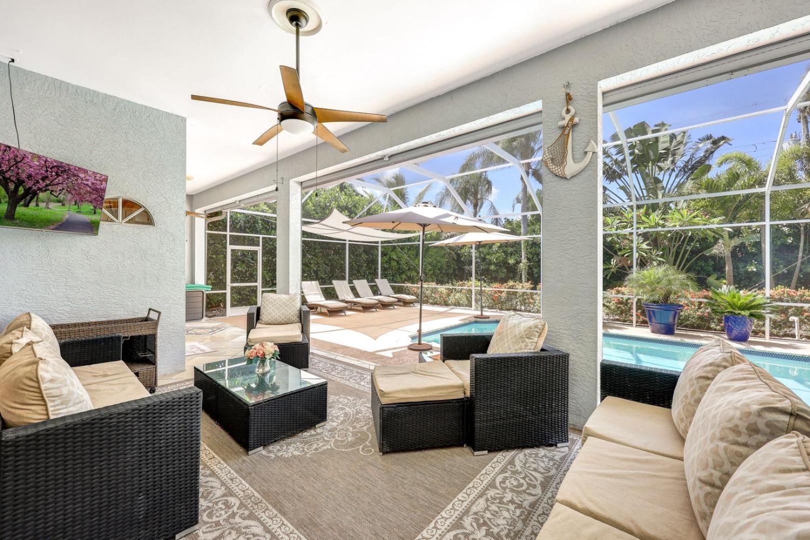 Lux Family 3 Bedroom With Pool Villa Walk To Beach And Mercato North North Naples المظهر الخارجي الصورة