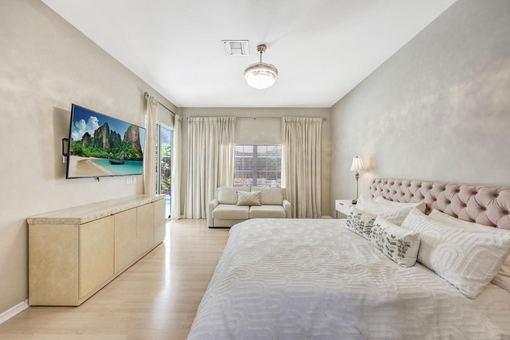 Lux Family 3 Bedroom With Pool Villa Walk To Beach And Mercato North North Naples المظهر الخارجي الصورة