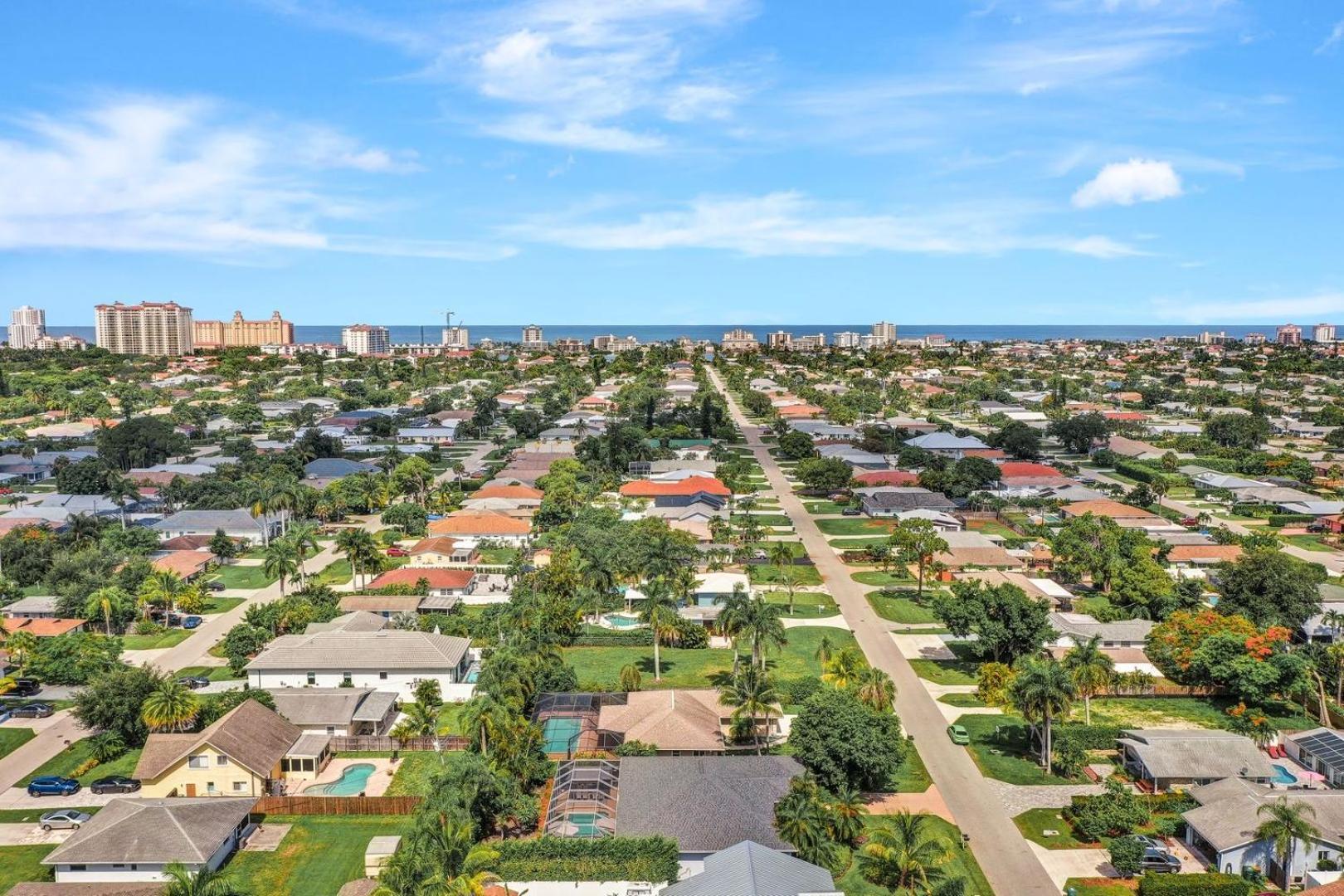 Lux Family 3 Bedroom With Pool Villa Walk To Beach And Mercato North North Naples المظهر الخارجي الصورة